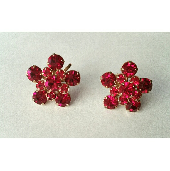 Vintage Weiss ruby rhinestone screwback earrings - Picture 3 of 5
